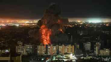 Irã Intensifica Ataques Contra Israel e Alvos no Oriente Médio