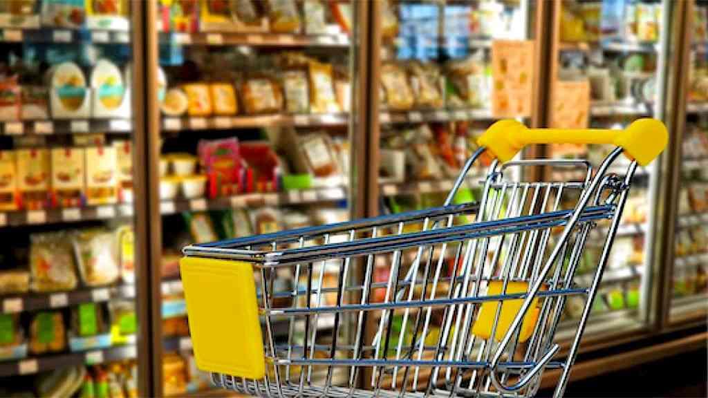 Vendas no comércio varejista crescem, apesar das altas taxas de juros | As vendas, no varejo, recuperaram os índices positivos nos últimos meses