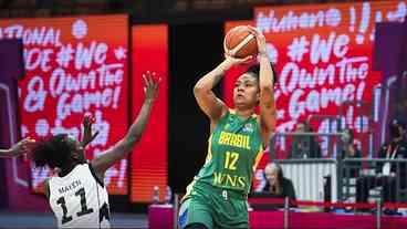 Brasil conquista vitória no Pré-Mundial de basquete