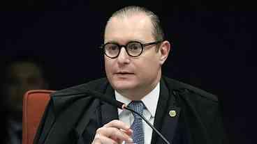 Zanin rejeita CPI do Banco Master na Câmara