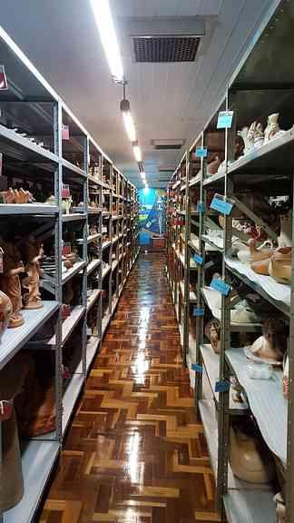 CNFCP anuncia nova reserva técnica e inaugura painel do NegroMuro | Interior da reserva técnica atual