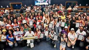 Alerj Homenageia Mulheres nas Torcidas Organizadas