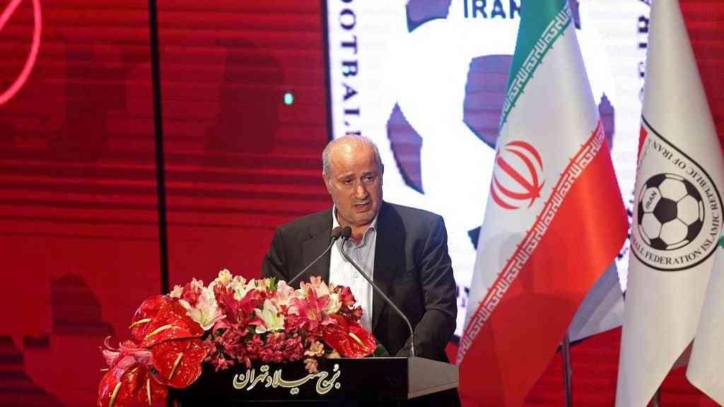 Irã descarta boicote à Copa do Mundo e mira EUA, diz dirigente | O presidente da Federação de Futebol do Irã, Mehdi Taj, em registro de 2022