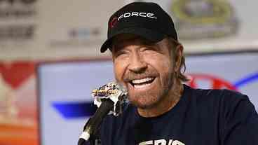 Chuck Norris, lenda do cinema de ação, falece aos 86