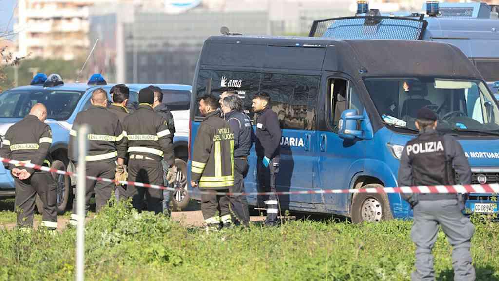 Governo italiano convoca reunião após explosão com vítimas em Roma | Casa de campo em Roma veio abaixo após suposta bomba caseira explodir e matar dois anarquistas