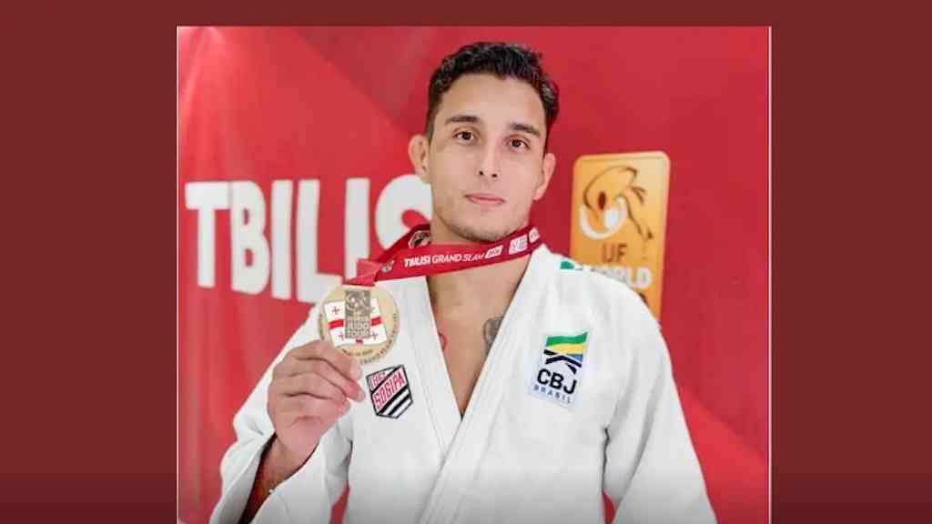 Guilherme Schimidt leva bronze no Grand Slam de Tbilisi | Judoca brasileiro leva primeira medalha em nova categoria de peso