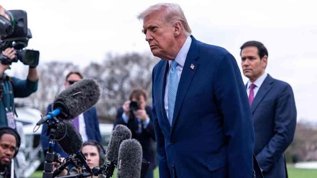 Trump recua de ataque a usinas iranianas e sinaliza possível fim da guerra | O presidente norte-americano Donald Trump