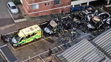 Ambulâncias judaicas incendiadas em Londres