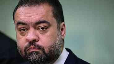 Cláudio Castro renuncia ao cargo em meio a ação no TSE