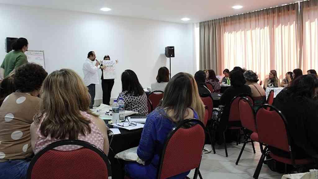 Falta de inspetores agrava violência nas escolas do Rio | Inspetores escolares participam da formação dos alunos