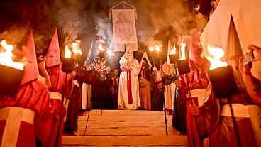 Procissão do Fogaréu remonta a Idade Média, na antiga capital de Goiás