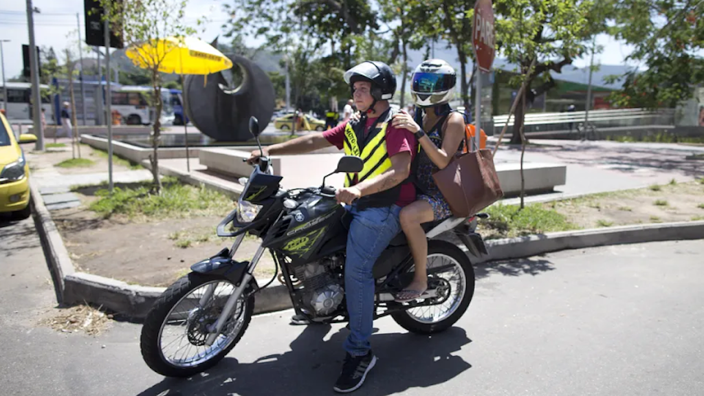 Acidentes com motos disparam no Rio e passam de 70% | Acidentes com motos superam 70% dos casos no Rio