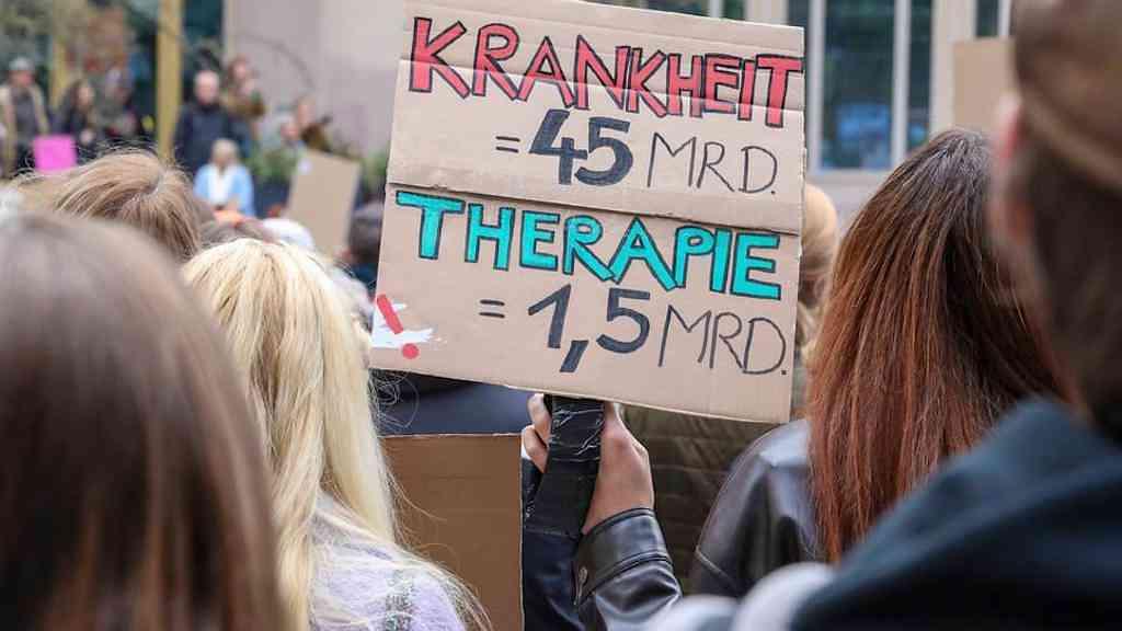 Acesso a tratamento psicológico é desafio na Alemanha | https://correiodobrasil.com.br/a/estudo-revela-impacto-obesidade-paterna-metabolismo-filhos