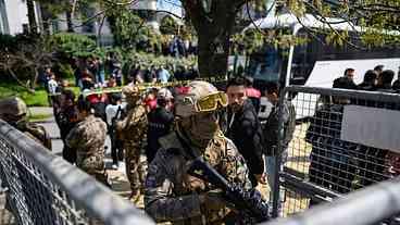 Tiroteio perto do consulado de Israel em Istambul