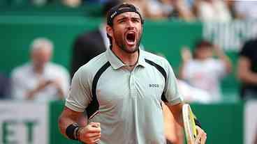 Berrettini surpreende Medvedev com vitória rápida