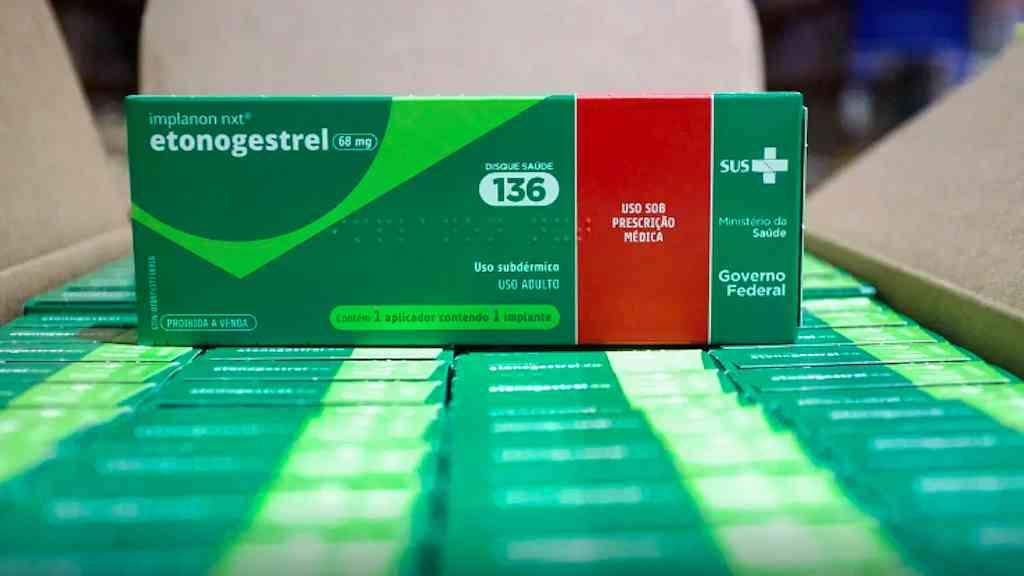 SUS amplia oferta de implantes com capacitação de profissionais | Previsão é qualificar 11 mil médicos e enfermeiros