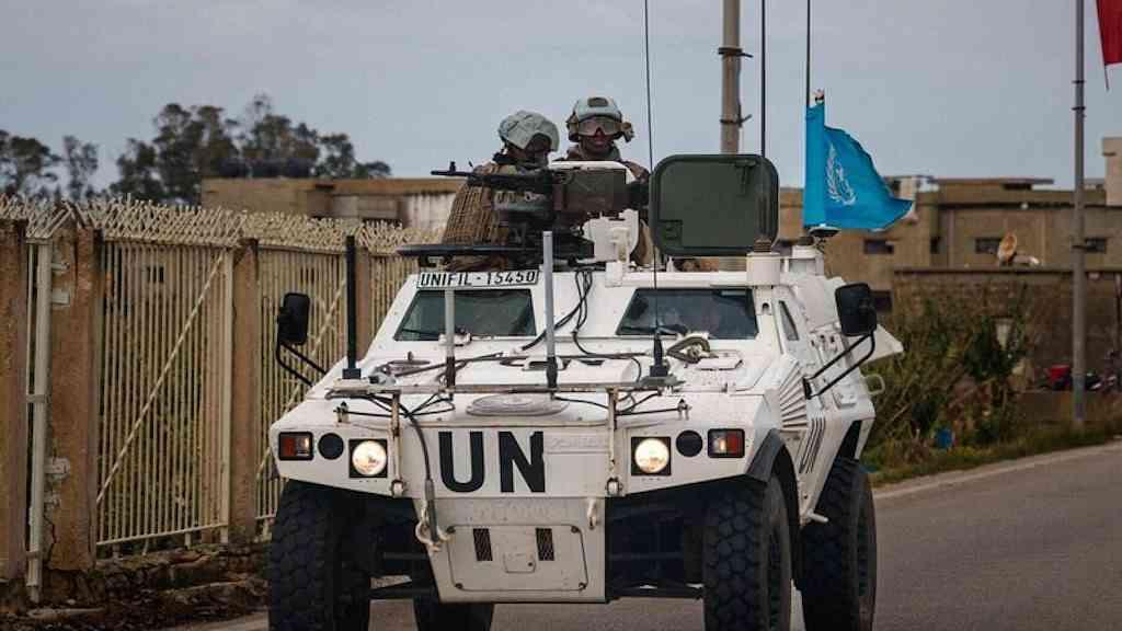 Itália protesta contra Israel após ataque a veículo da ONU | Veículo da Unifil no sul do Líbano, em foto de arquivo