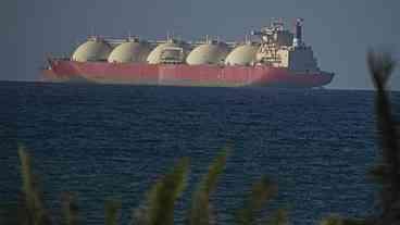 Tensão no Líbano e Bloqueio do Estreito de Ormuz