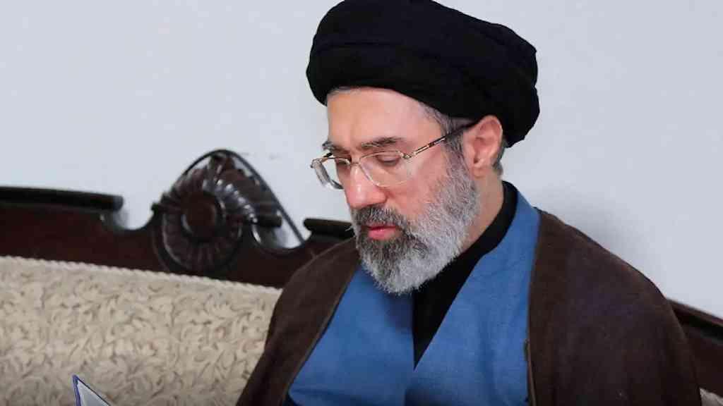 Khamenei diz que Ormuz terá novas regras de passagem | Líder Supremo do Irã aconselhou vizinhos a se afastem de Israel e EUA