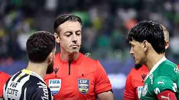 Fifa Convoca Três Árbitros Brasileiros para a Copa