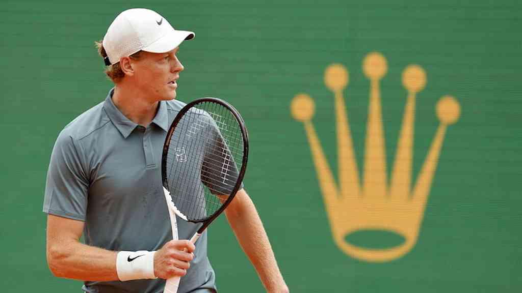 Sinner supera Zverev e avança à final em Monte Carlo | Tenista italiano poderá retomar liderança do ranking mundial na decisão