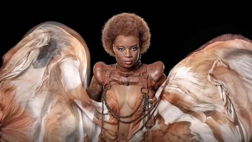 Rio Fashion Week mostra carnaval como alta-costura | Exposição sobre moda fica aberta até sábado no Palácio da Cidade