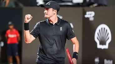 João Fonseca enfrenta Cilic no Masters de Madri