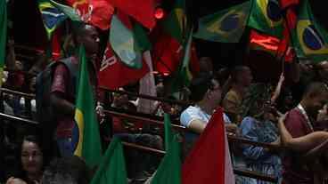 Todo grupo vale a pena quando a luta não é pequena