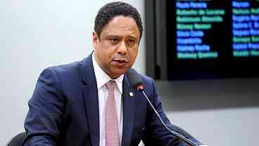 PGR Investiga Venda Bilionária de Mineradora em Goiás