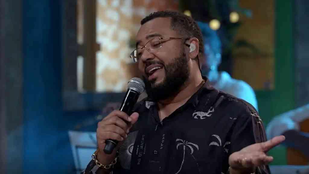 Dudu Nobre é atração no 'Samba da Gamboa' | Dudu Nobre