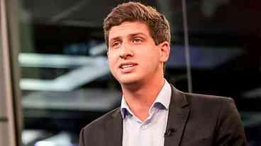 João Campos lidera pesquisa para governo de Pernambuco