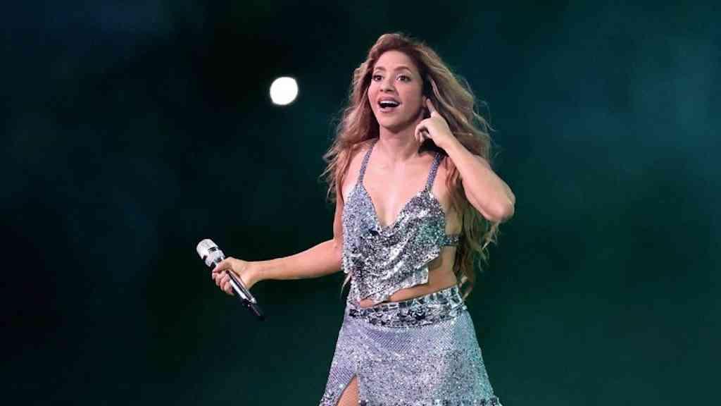 Prefeitura aumenta repasse para show de Shakira, valor total atinge R$ 20 milhões | Cantora colombiana Shakira se apresenta em Copacabana no próximo dia 2 de maio
