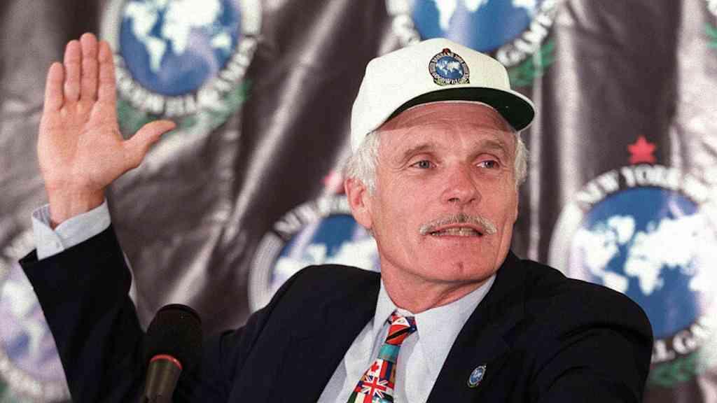 Morre aos 87 anos Ted Turner, fundador da CNN | Turner foi apresentador de TV, filantropo, esportista e ambientalista