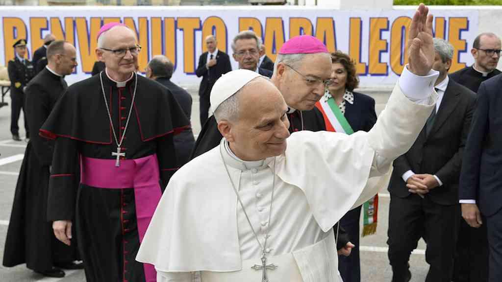 Papa Leão XIV reforça apelo por paz no aniversário de eleição | Papa Leão XIV em visita à cidade de Pompeia, no sul da Itália