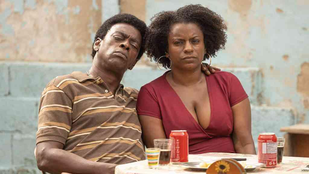 Número de mães solo, no Brasil, supera a população de Portugal | Cena do filme “A Melhor Mãe do Mundo”, de Anna Muylaert