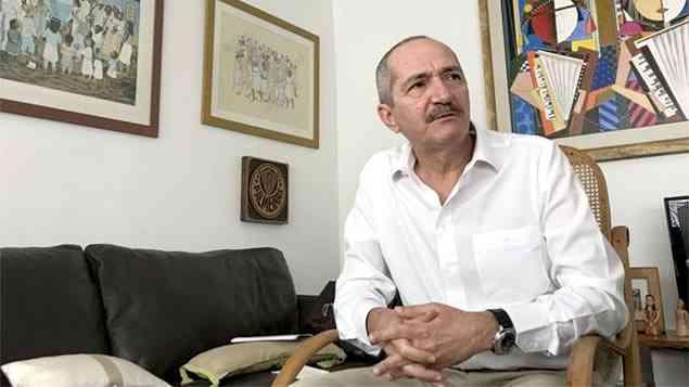 Aldo Rebelo acusa envolvimento do DC no caso Master e será expulso | O ex-comunista Aldo Rebelo de Castro; em seu apartamento em bairro paulistano de alto luxo, significa uma decepção para a esquerda brasileira