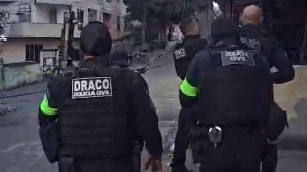 Polícia mira núcleo operacional do CV em ação no Complexo do Lins | Operação da Polícia Civil combate braço operacional do CV no Complexo do Lins