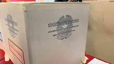 Itália Retoma Votação Municipal em 750 Cidades