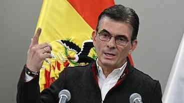 Bolívia: Crise Social Atinge Limite Sob Rodrigo Paz
