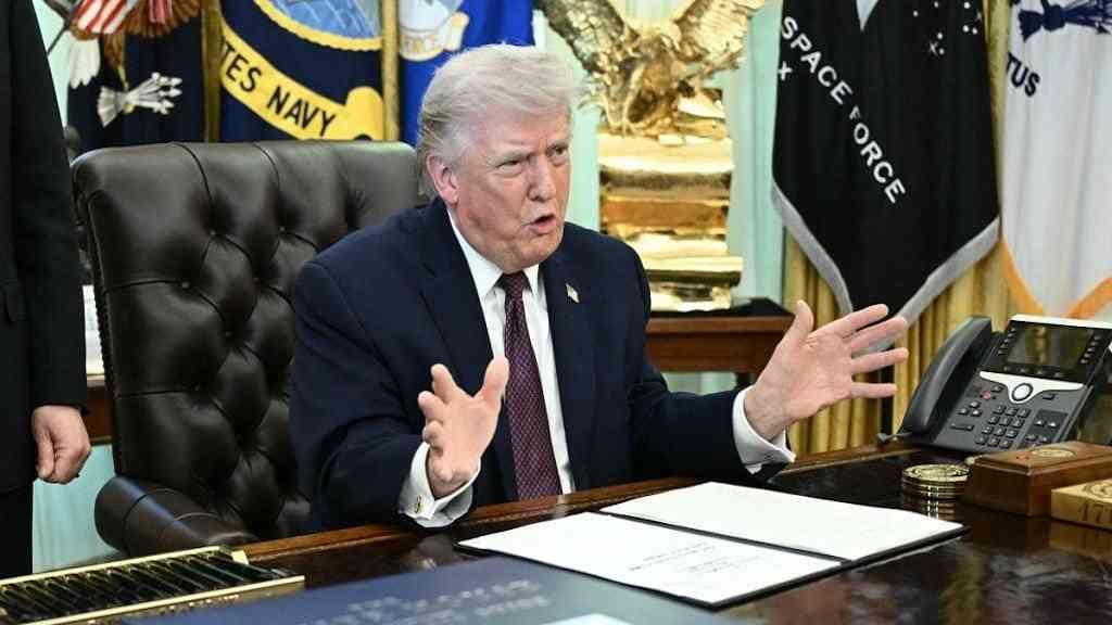 Após decisão de Trump sobre PCC e CV, China cobra não interferência | O presidente dos EUA, Donald Trump, em 31 de março