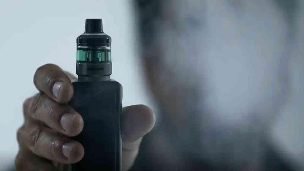 Tecnologia ajuda a esconder vapes e preocupa autoridades | Alerta é do diretor da Fundação do Câncer Luiz Augusto Maltoni
