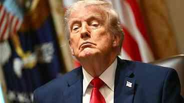 Trump avança em negociações com Irã e cogita encontro