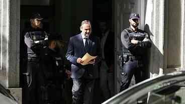 Justiça condena ex-ministro Ábalos a 24 anos de prisão