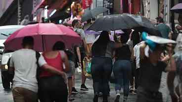 Inmet alerta para chuva em grande parte do Brasil