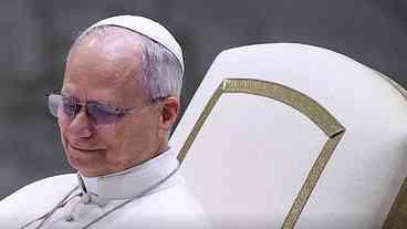 Vaticano confirma excomunhão de grupo católico rebelde