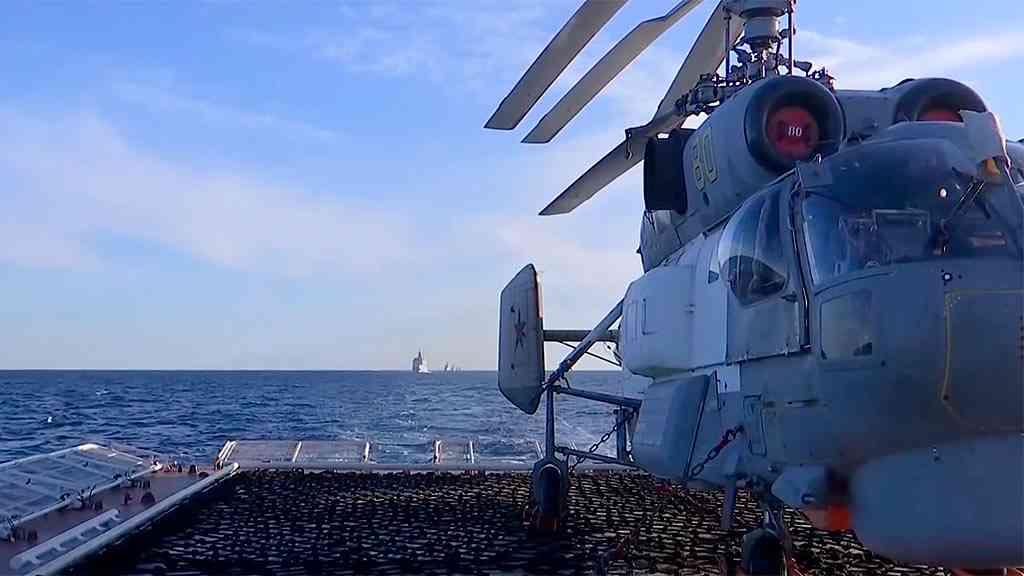 China e Rússia realizam exercícios navais gigantescos no Pacífico