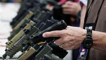 Políticas pró-armas de Trump podem fortalecer facções no...