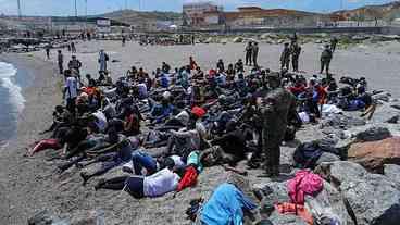 Sobe número de migrantes mortos em Ceuta e maioria já voltou ao Marrocos