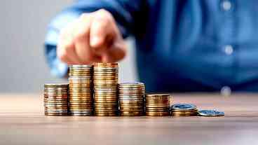 Economistas preveem redução na taxa oficial de juros, diz o BC