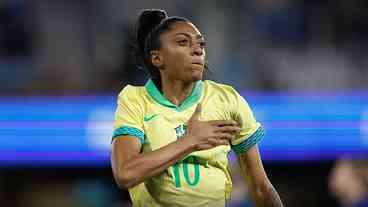 Barcelona contrata Kerolin em transferência recorde
